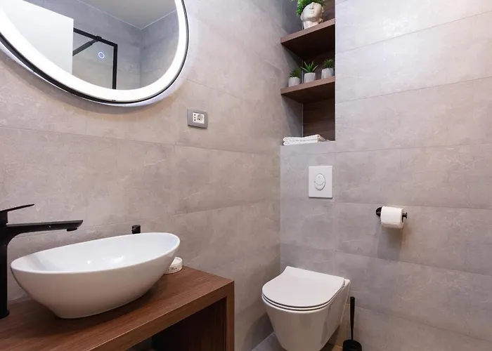 Ivano & Josip, Bacvice Apartment